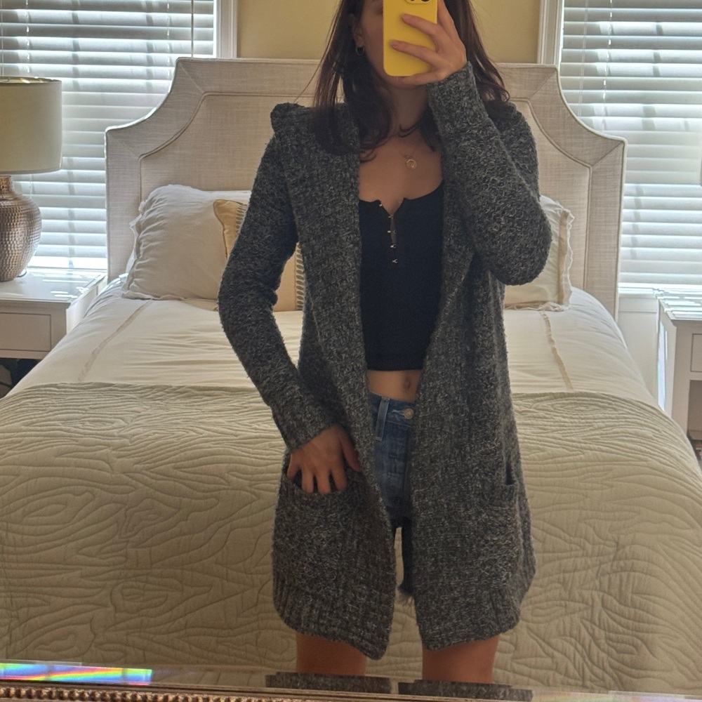 Abercrombie & Fitch long grey cardigan